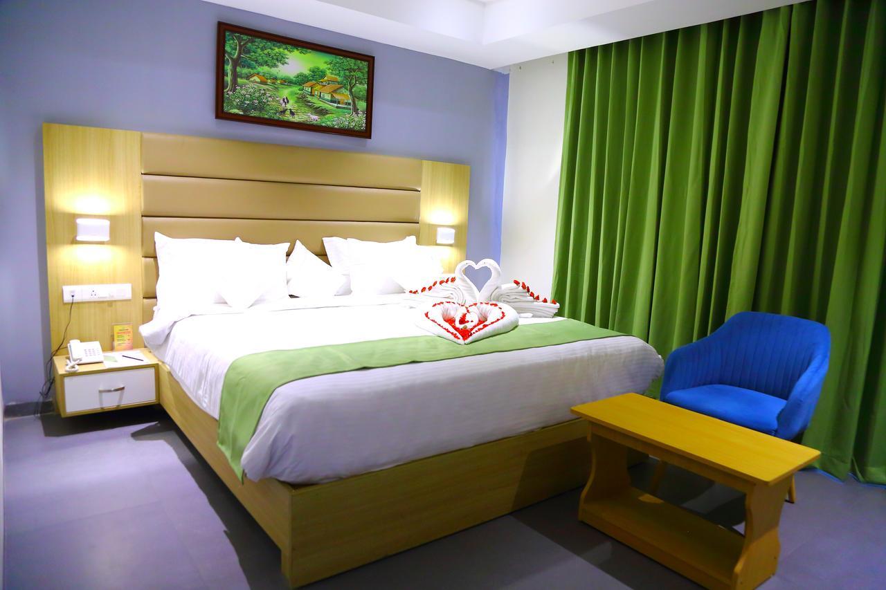 Abhayaa Hotel Visakhapatnam Eksteriør bilde