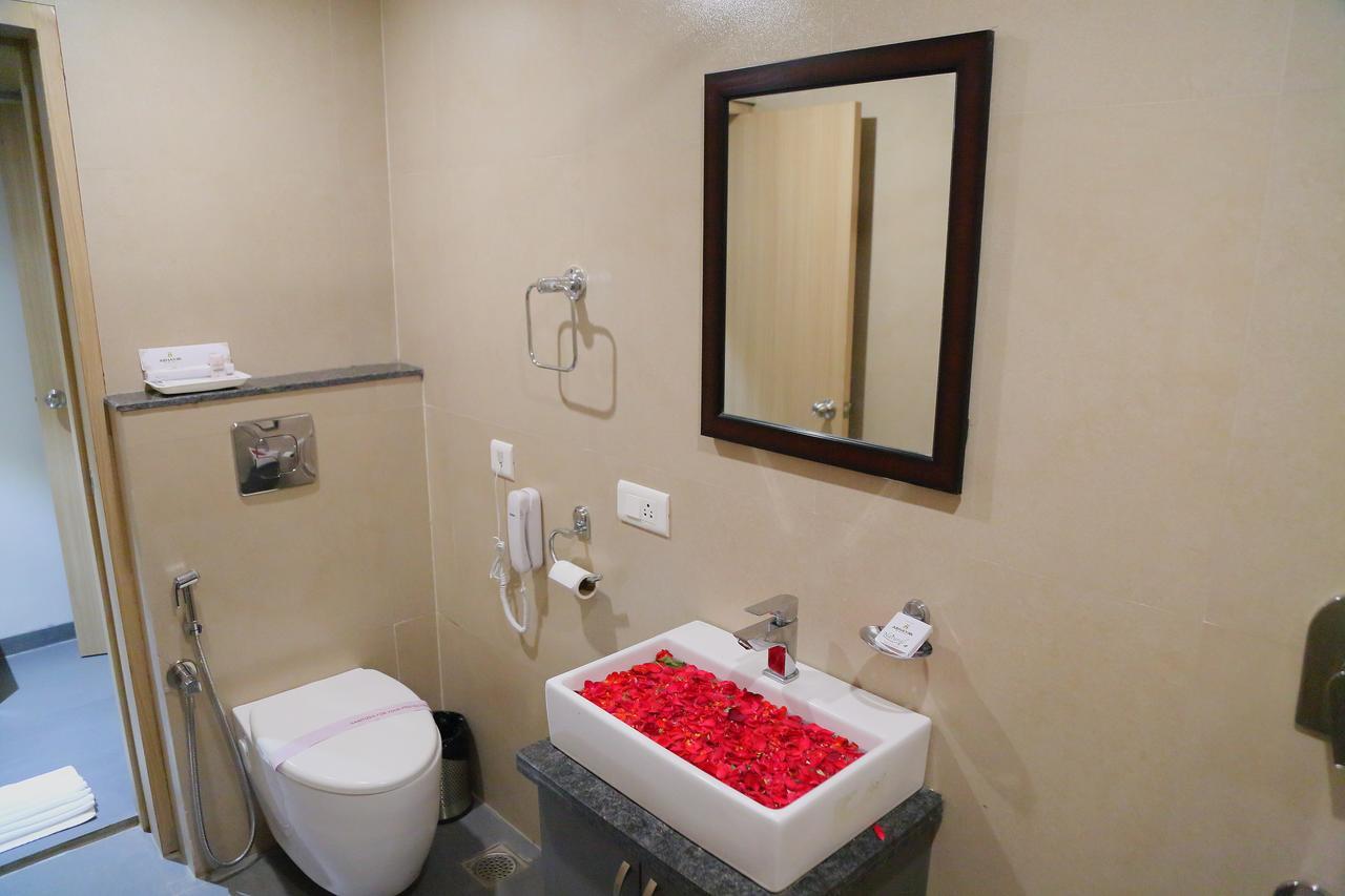 Abhayaa Hotel Visakhapatnam Eksteriør bilde